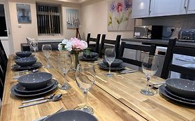 5 Bed 5 Bath / Brick Lane Central London E1
